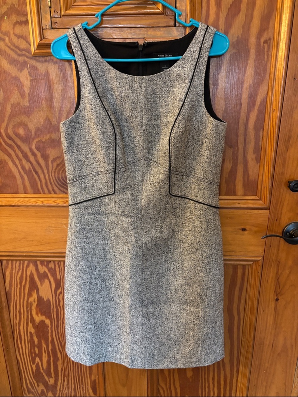 White House Black Market Gray Tweed Sleeveless Sheath Dress
